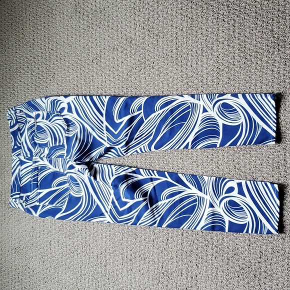 Chicos size 00 royal blue and white print pants. - Picture 4 of 5